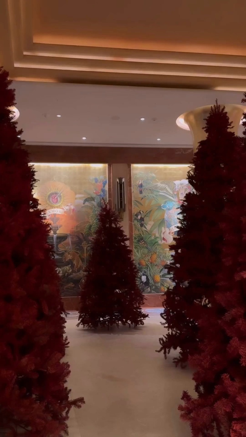 Elegant Interior Design Tour | Modern Art & Decor