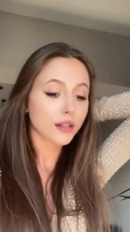 Brunette Beauty Vlog - Long Hair Lifestyle Content