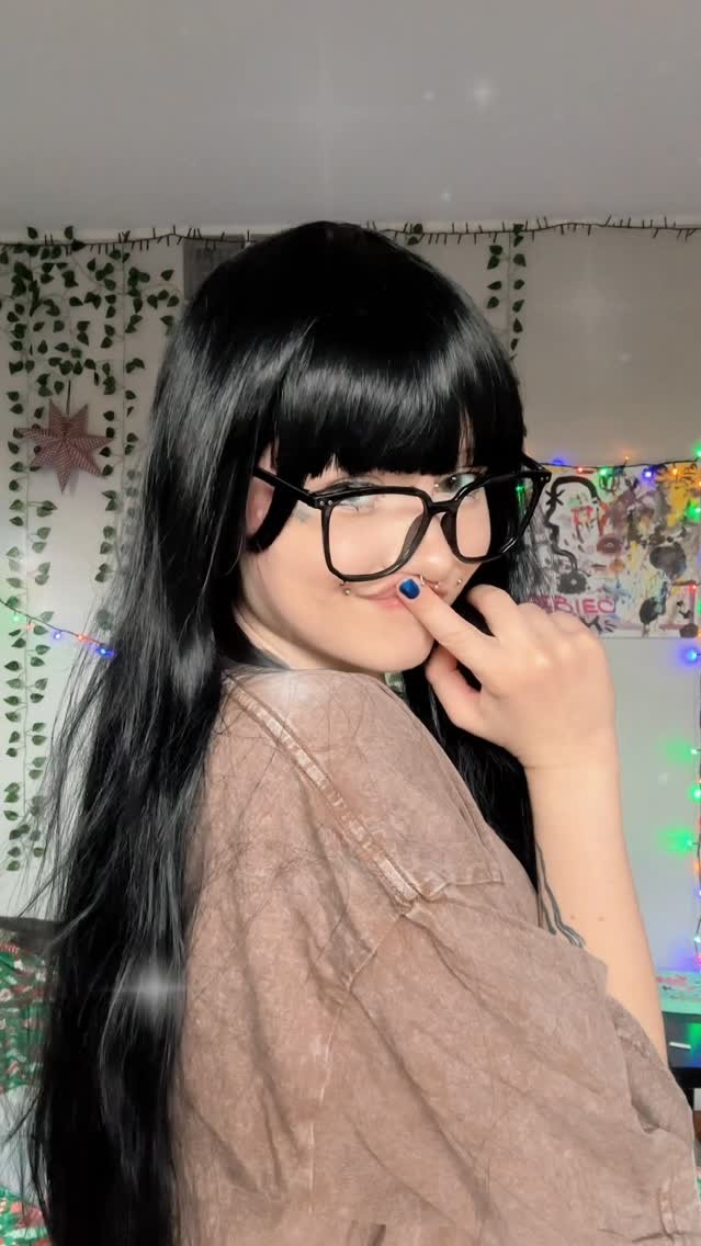 #劇資訊 雷宇歸來!《長空之王》9月3日邀你二刷一刷時被雷宇的韌勁深深打動,現在重映的消息傳來,必須火速安排二刷預定這部影片將聚光燈對準了鮮為人知的空軍試飛員,記錄了國之重器誕 生背後的艱辛之路。為了戰機的完美列裝, 這群勇士無數次主動衝向