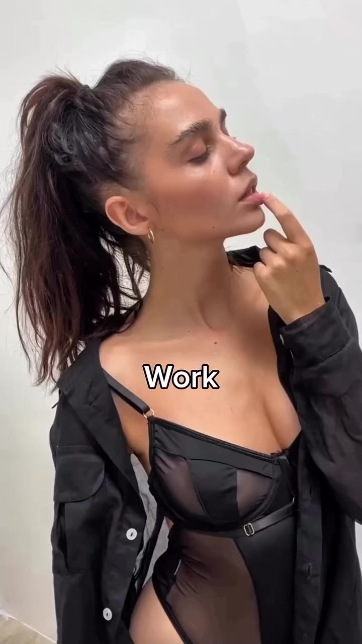 Fashion Forward: Chic Styles and Trends