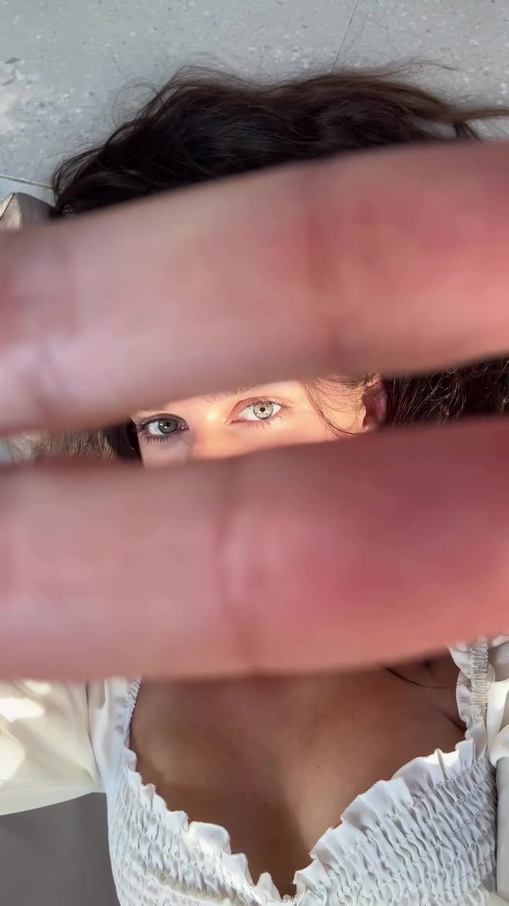 Capturing a Moment of Beauty and Reflection